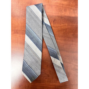 Wembley II Wemlon Mens Neck Tie Blue Gray Stripe Vintage 70s